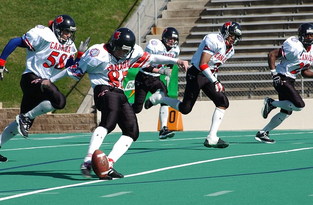 她通过这一 她通过这一